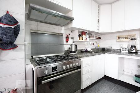 Apartamento à venda com 156m², 4 quartos e 2 vagas Apartamento à venda com 156m², 4 quartos e 2 vagasCozinha