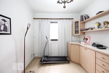 Apartamento à venda com 156m², 4 quartos e 2 vagas Apartamento à venda com 156m², 4 quartos e 2 vagasQuarto 1