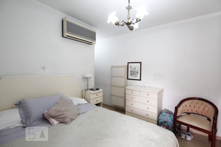 Apartamento à venda com 156m², 4 quartos e 2 vagas Apartamento à venda com 156m², 4 quartos e 2 vagasQuarto 4