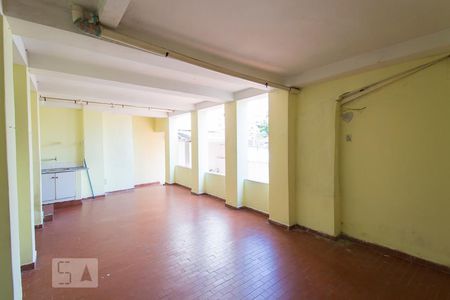 Casa à venda com 240m², 5 quartos e 3 vagasSalão 