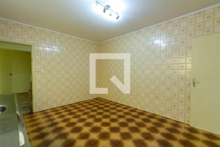 Casa à venda com 173m², 2 quartos e 2 vagas Casa à venda com 173m², 2 quartos e 2 vagasCozinha