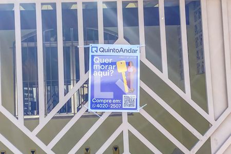 Casa à venda com 173m², 2 quartos e 2 vagas Casa à venda com 173m², 2 quartos e 2 vagasPlaca