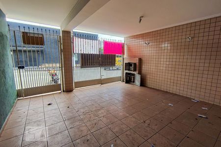 Casa à venda com 170m², 3 quartos e 1 vaga Casa à venda com 170m², 3 quartos e 1 vagaGaragem