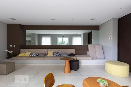 Apartamento para alugar com 33m², 1 quarto e sem vaga Apartamento para alugar com 33m², 1 quarto e sem vagaSalão de Festa