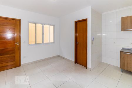 Sala e Cozinha de apartamento para alugar com 1 quarto, 42m² em Vila Nova Mazzei, São Paulo