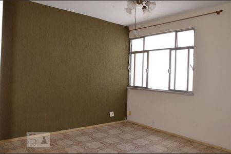 Sala de apartamento à venda com 2 quartos, 60m² em Todos Os Santos, Rio de Janeiro