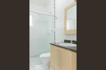 Casa à venda com 100m², 3 quartos e 2 vagas Casa à venda com 100m², 3 quartos e 2 vagasBanheiro da Suíte - Quarto 2