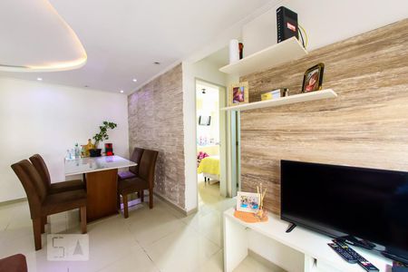 Sala de apartamento para alugar com 2 quartos, 50m² em Centro, Guarulhos