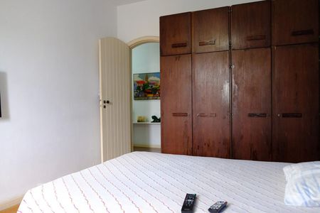 Casa à venda com 500m², 3 quartos e 2 vagasQuarto 2