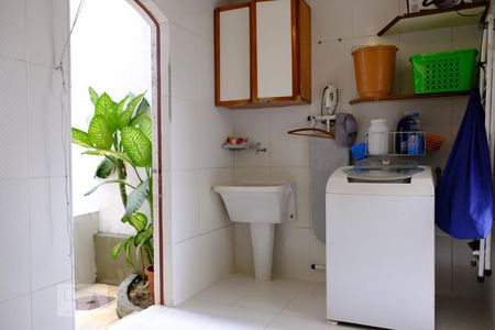 Casa à venda com 500m², 3 quartos e 2 vagasÁrea de serviço