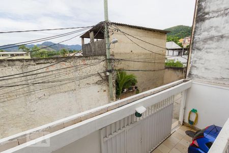 Casa à venda com 240m², 3 quartos e 3 vagas Casa à venda com 240m², 3 quartos e 3 vagasVista da Varanda