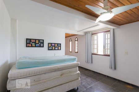 Casa à venda com 240m², 3 quartos e 3 vagas Casa à venda com 240m², 3 quartos e 3 vagasSuíte 3