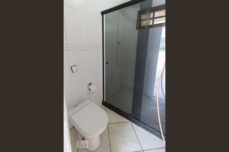 Casa à venda com 240m², 3 quartos e 3 vagas Casa à venda com 240m², 3 quartos e 3 vagasBanheiro da Suíte 2