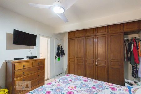 Casa à venda com 240m², 3 quartos e 3 vagas Casa à venda com 240m², 3 quartos e 3 vagasSuíte 1