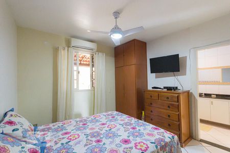 Casa à venda com 240m², 3 quartos e 3 vagas Casa à venda com 240m², 3 quartos e 3 vagasSuíte 1