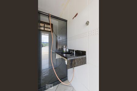 Casa à venda com 240m², 3 quartos e 3 vagas Casa à venda com 240m², 3 quartos e 3 vagasBanheiro da Suíte 2