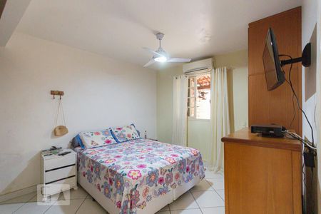 Casa à venda com 240m², 3 quartos e 3 vagas Casa à venda com 240m², 3 quartos e 3 vagasSuíte 1