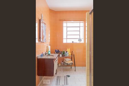 Casa à venda com 220m², 3 quartos e 3 vagas Casa à venda com 220m², 3 quartos e 3 vagasBanheiro