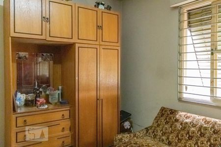 Casa à venda com 220m², 3 quartos e 3 vagas Casa à venda com 220m², 3 quartos e 3 vagasQuarto 1