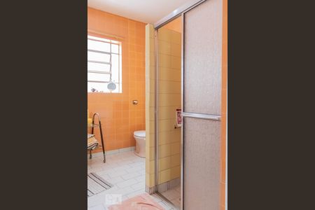 Casa à venda com 220m², 3 quartos e 3 vagas Casa à venda com 220m², 3 quartos e 3 vagasBanheiro