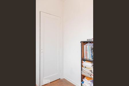 Casa à venda com 220m², 3 quartos e 3 vagas Casa à venda com 220m², 3 quartos e 3 vagasQuarto 2/Escritório