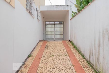 Casa à venda com 220m², 3 quartos e 3 vagas Casa à venda com 220m², 3 quartos e 3 vagasGaragem