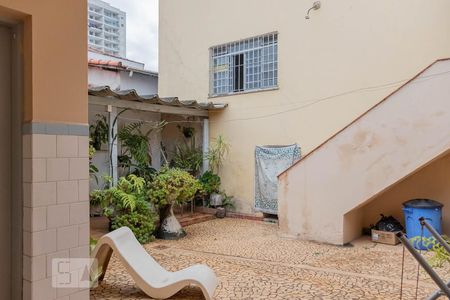 Casa à venda com 220m², 3 quartos e 3 vagas Casa à venda com 220m², 3 quartos e 3 vagasLavanderia