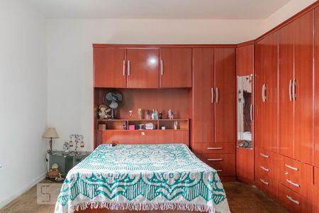 Casa à venda com 220m², 3 quartos e 3 vagas Casa à venda com 220m², 3 quartos e 3 vagasQuarto 2