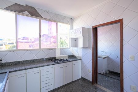 Apartamento à venda com 250m², 4 quartos e 1 vaga Apartamento à venda com 250m², 4 quartos e 1 vagaCozinha