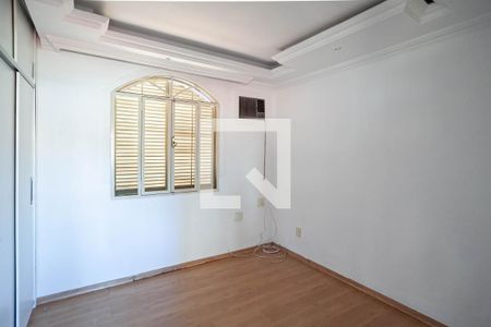 Apartamento à venda com 250m², 4 quartos e 1 vaga Apartamento à venda com 250m², 4 quartos e 1 vagaSuíte 4