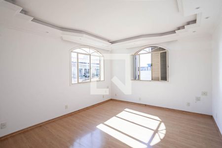 Apartamento à venda com 250m², 4 quartos e 1 vaga Apartamento à venda com 250m², 4 quartos e 1 vagaSuíte 3