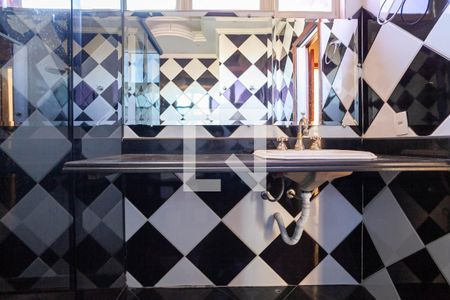 Apartamento à venda com 250m², 4 quartos e 1 vaga Apartamento à venda com 250m², 4 quartos e 1 vagaBanheiro da suíte 3