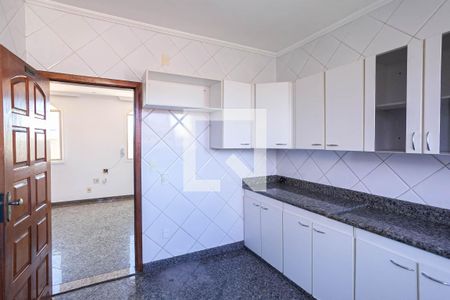 Apartamento à venda com 250m², 4 quartos e 1 vaga Apartamento à venda com 250m², 4 quartos e 1 vagaCozinha