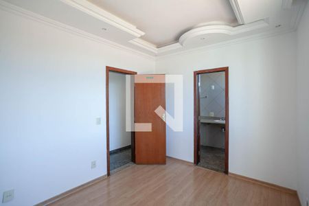 Apartamento à venda com 250m², 4 quartos e 1 vaga Apartamento à venda com 250m², 4 quartos e 1 vagaSuíte 2
