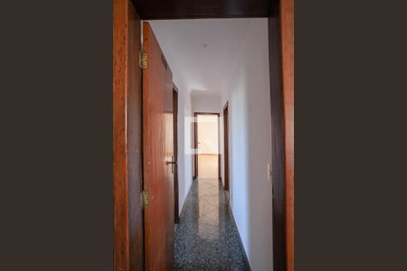 Apartamento à venda com 250m², 4 quartos e 1 vaga Apartamento à venda com 250m², 4 quartos e 1 vagaCorredor