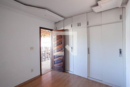 Apartamento à venda com 250m², 4 quartos e 1 vaga Apartamento à venda com 250m², 4 quartos e 1 vagaSuíte 4