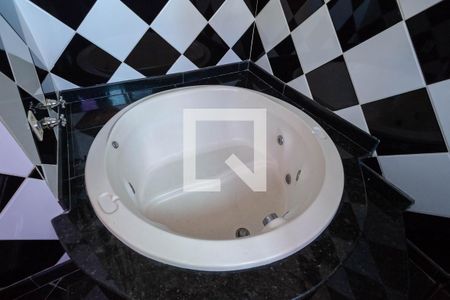 Apartamento à venda com 250m², 4 quartos e 1 vaga Apartamento à venda com 250m², 4 quartos e 1 vagaBanheiro da suíte 3