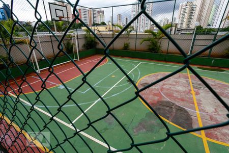 Apartamento à venda com 95m², 4 quartos e 2 vagas Apartamento à venda com 95m², 4 quartos e 2 vagasÁrea Comum - Quadra Esportiva