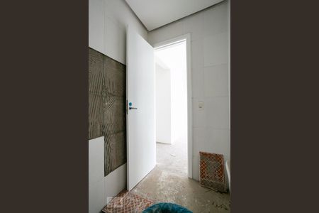 Apartamento à venda com 95m², 4 quartos e 2 vagas Apartamento à venda com 95m², 4 quartos e 2 vagasBanheiro da Suíte