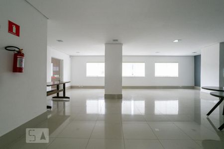 Apartamento à venda com 95m², 4 quartos e 2 vagas Apartamento à venda com 95m², 4 quartos e 2 vagasÁrea Comum - Salão de Festas