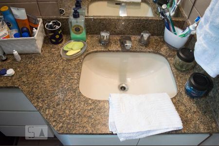 Apartamento à venda com 125m², 3 quartos e 2 vagasBanheiro