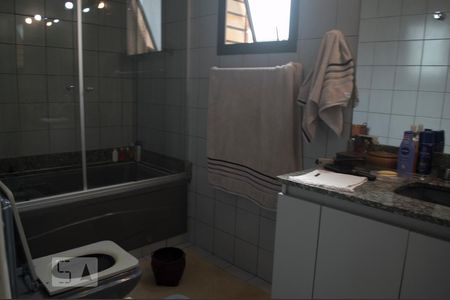 Apartamento à venda com 125m², 3 quartos e 2 vagasBanheiro