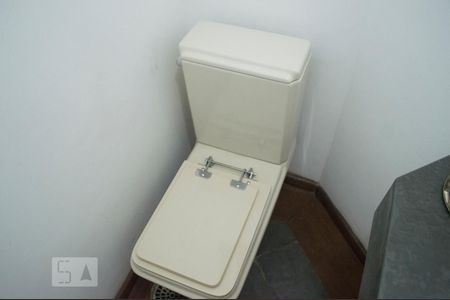 Apartamento à venda com 125m², 3 quartos e 2 vagasLavabo