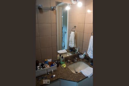 Apartamento à venda com 125m², 3 quartos e 2 vagasBanheiro