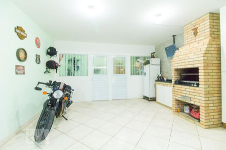 Casa à venda com 160m², 3 quartos e 4 vagasChurrasqueira