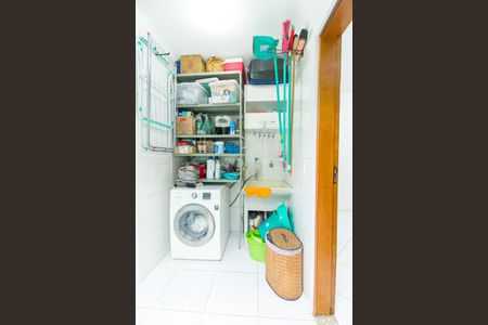 Casa à venda com 160m², 3 quartos e 4 vagasÁrea de Serviço