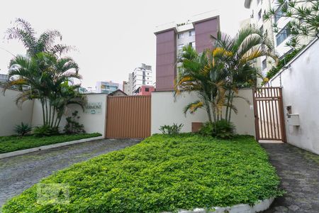 Apartamento para alugar com 70m², 2 quartos e 2 vagasFachada