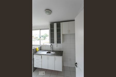 Cozinha e Área de Serviço de apartamento para alugar com 2 quartos, 70m² em Carmo, Belo Horizonte