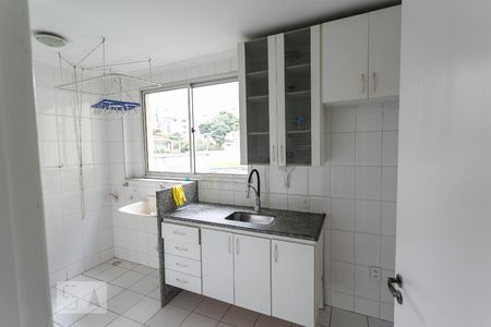 Cozinha e Área de Serviço de apartamento para alugar com 2 quartos, 70m² em Carmo, Belo Horizonte
