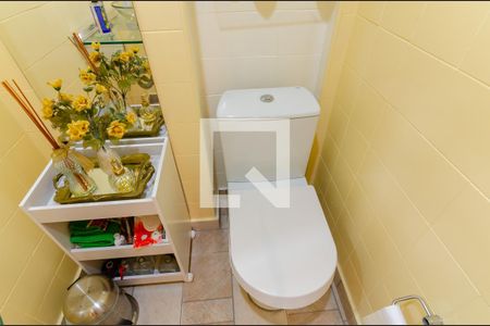 Apartamento à venda com 130m², 3 quartos e 2 vagas Apartamento à venda com 130m², 3 quartos e 2 vagasLavabo